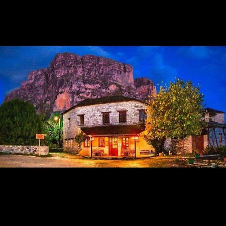 Karpouzis Guesthouse Víkosz Kültér fotó